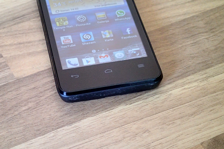 Huawei_Ascend_Y300_9.png